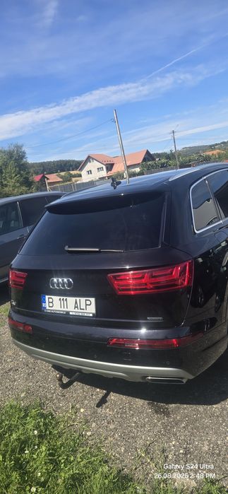 Vand Audi Q7 anul2018,sau schimb cu buldoexcavator
