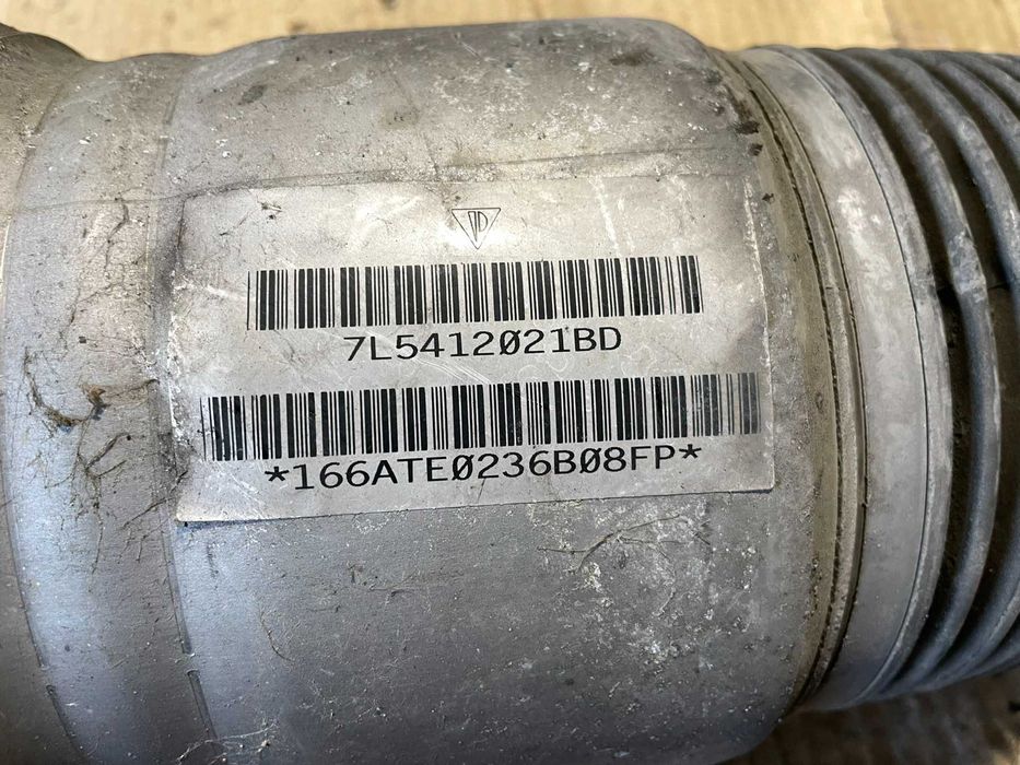 Преден Ляв Амортисьор 7L5412021BD Porsche Cayenne S 4.5 2005г 9PA