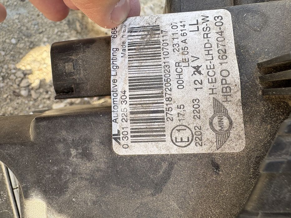 Преден десен фар mini cooper r56 / мини купър