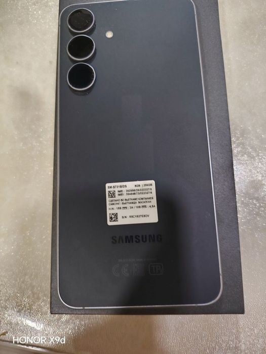 Srochna Samsung s25 Fe sotiladi