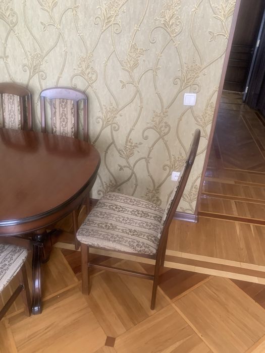 стулья стол  овальный дубвый раздвижной