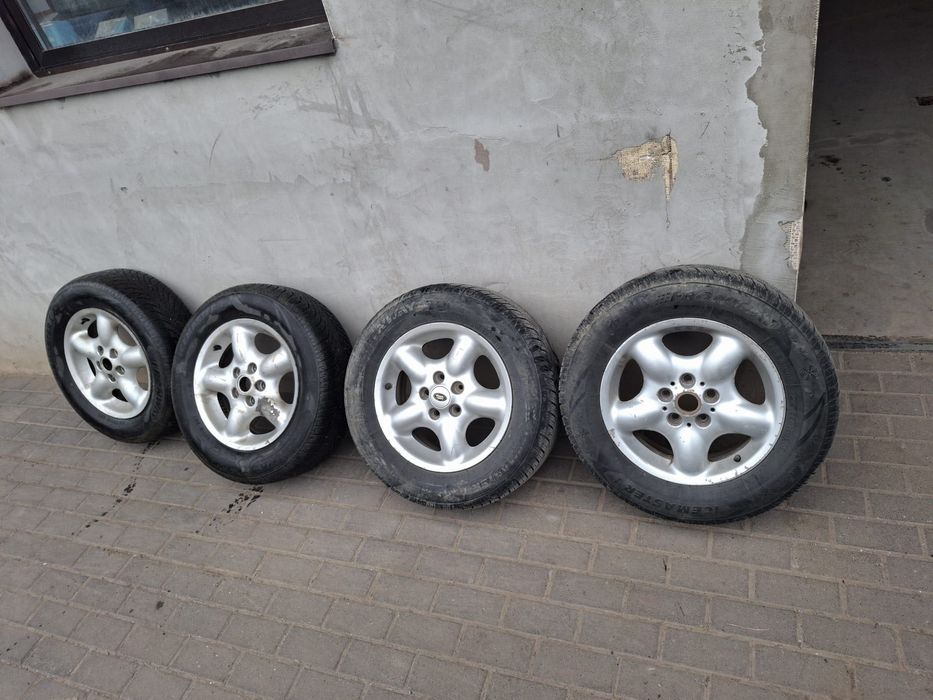 De Vânzare : jante aluminiu Land Rover freelander , cu cauciucuri de iarnă 215/65/R16