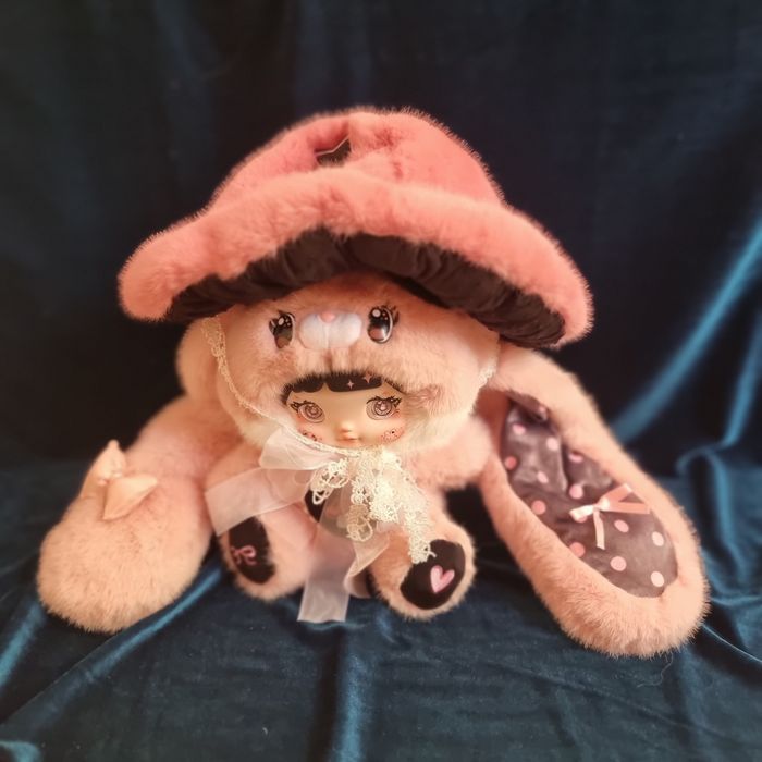 Игрушки сувенирные японский анимэ родня лабубу:)