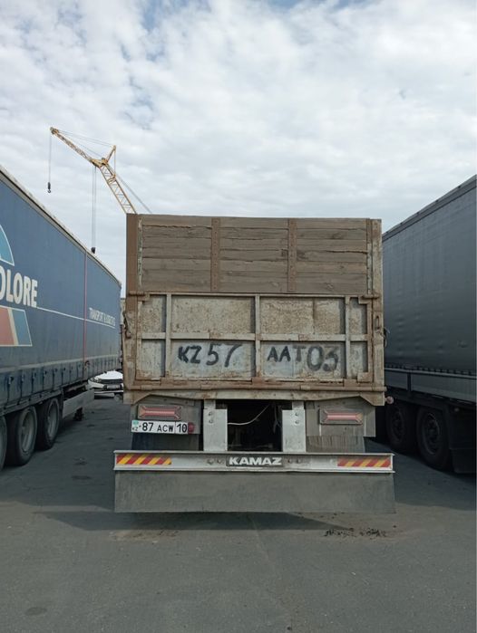 Продам КамАЗ бортовой срочно