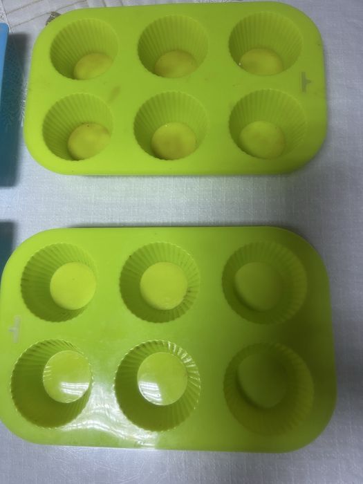4 Forme din silicon pentru prajituri
