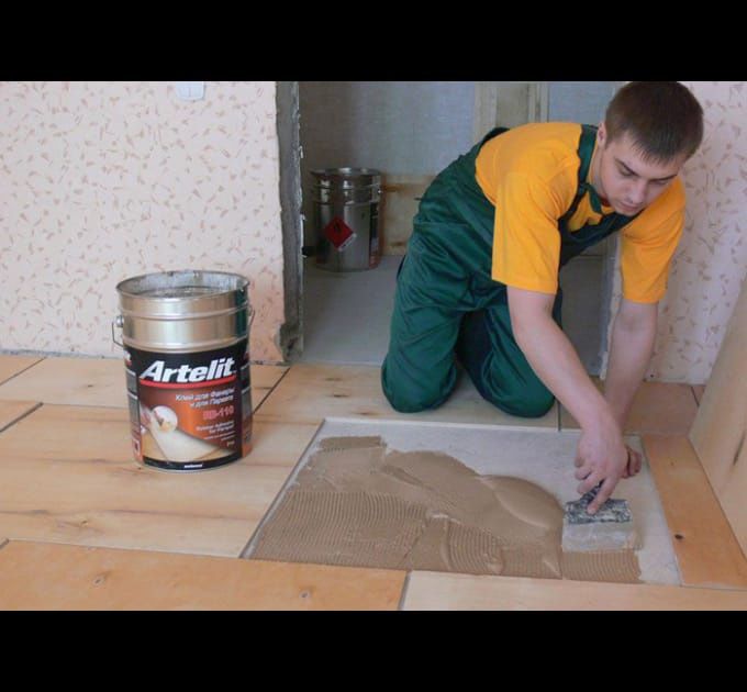 Укладка паркета.