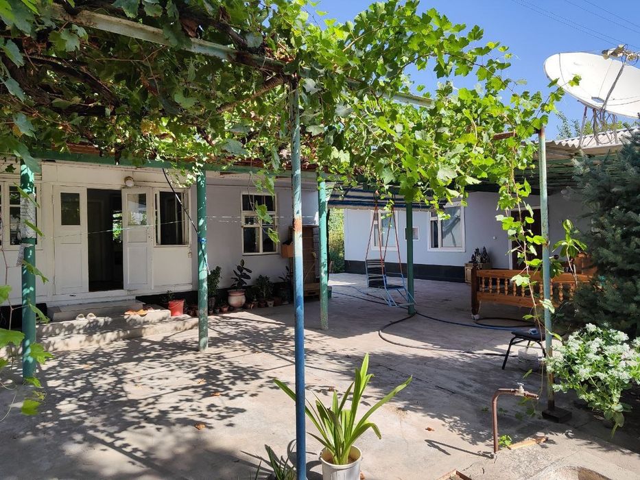 Продаётся срочно участок