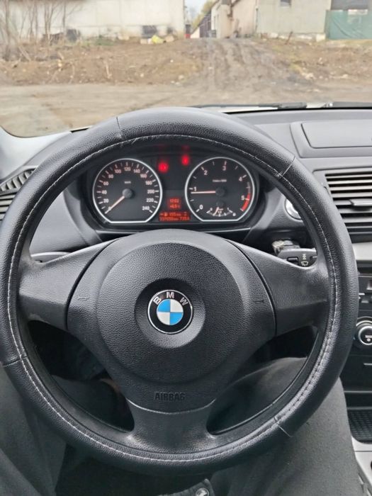 BMW 1 Series 2009 — imagine 4