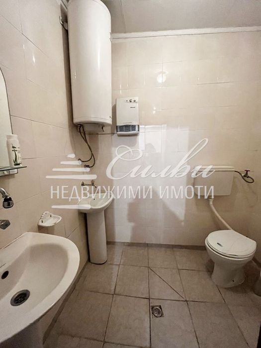 Сграда със смесено предназначение на много КОМУНИКАТИВНО място – кв.