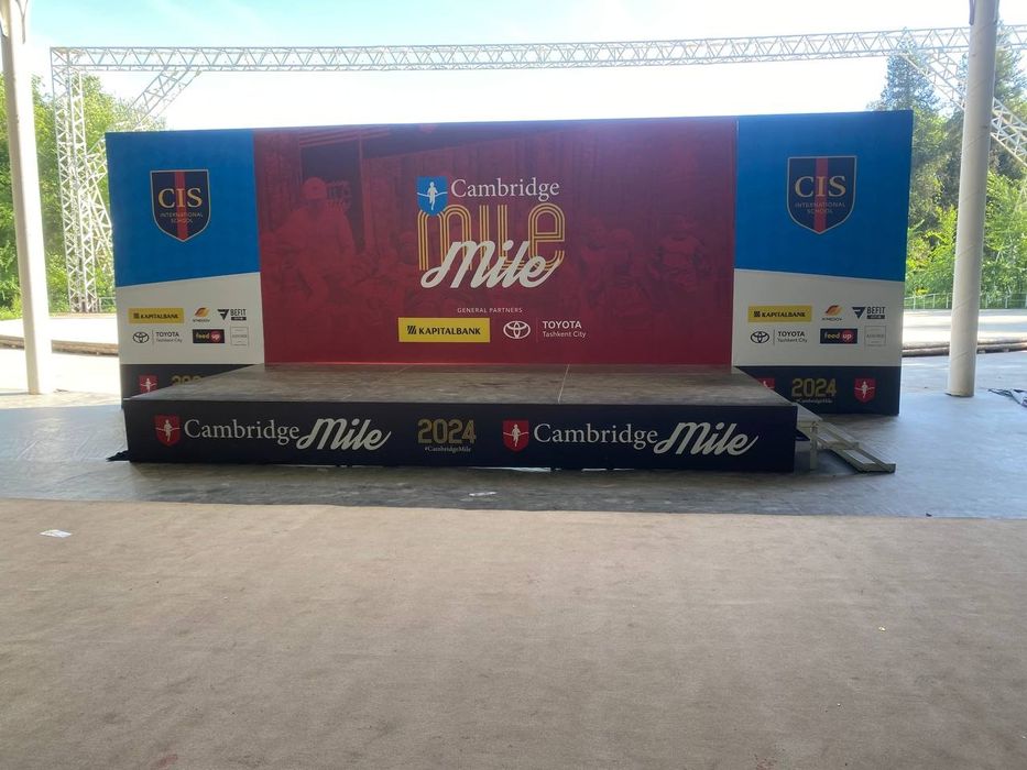 Led Ekran Manitor Podium Saxna