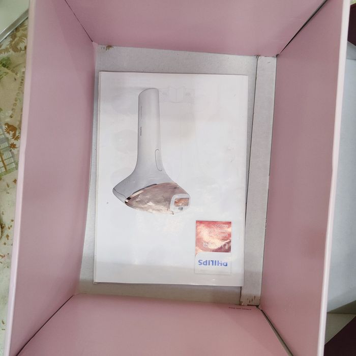 Фотоепилатор Philips Lunea Prestige