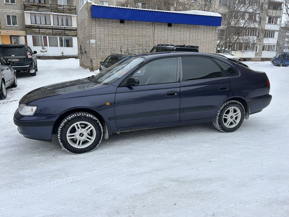 Продам тойота карина е