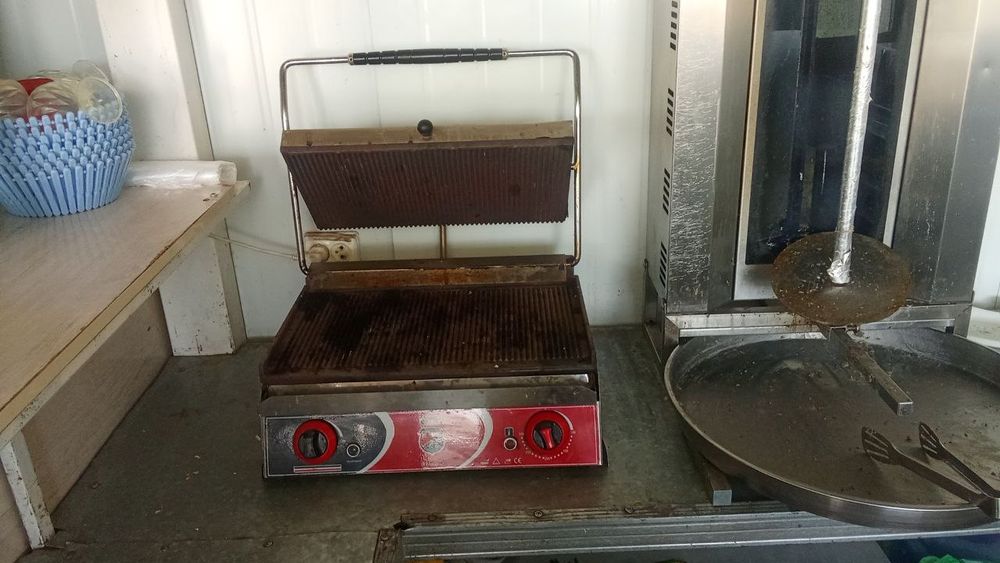 Kafe divan, friturnitsa, toster, izgara, pitsa pech, popkorn, paxtaqan