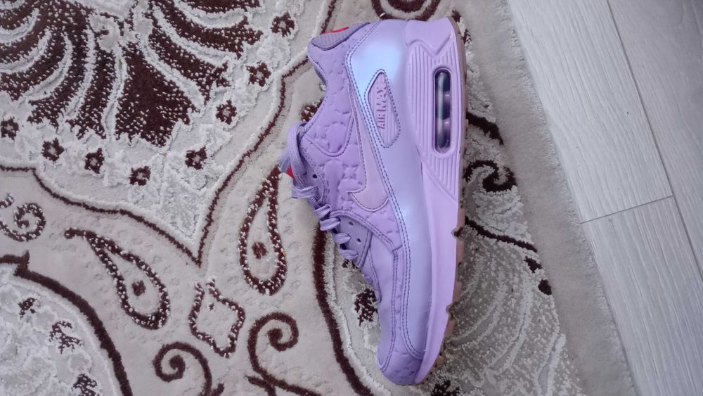 Adidasi air max 90 paris limited edition