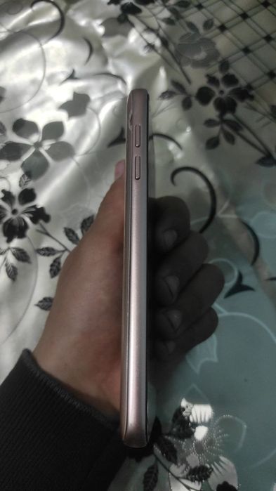 Samsung galaxy j2 core