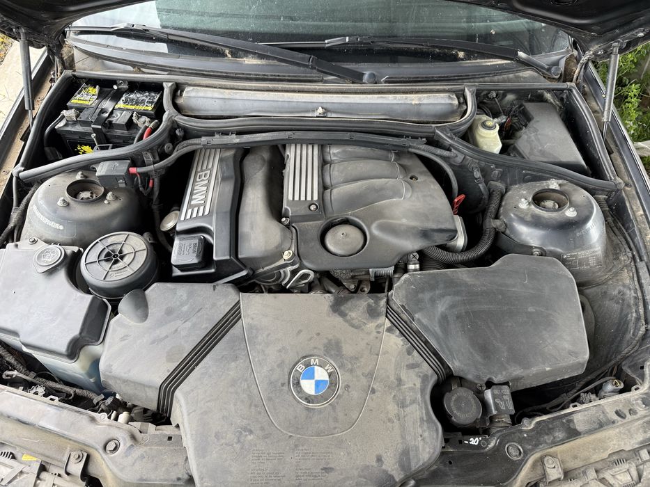 BMW 318 i  143 кс на части