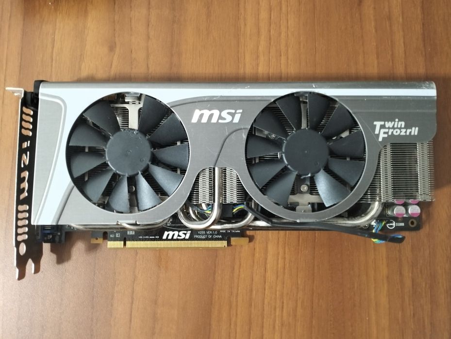 Продам GeForce GTX 580