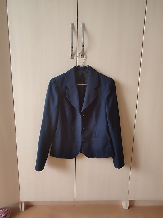 Продам школьный пиджак
