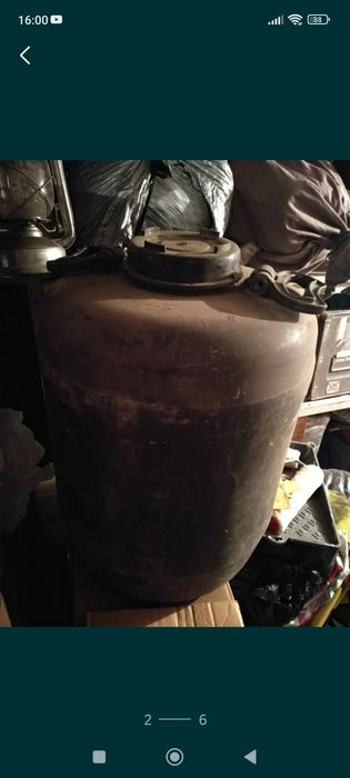 Продам пластиковую бочку