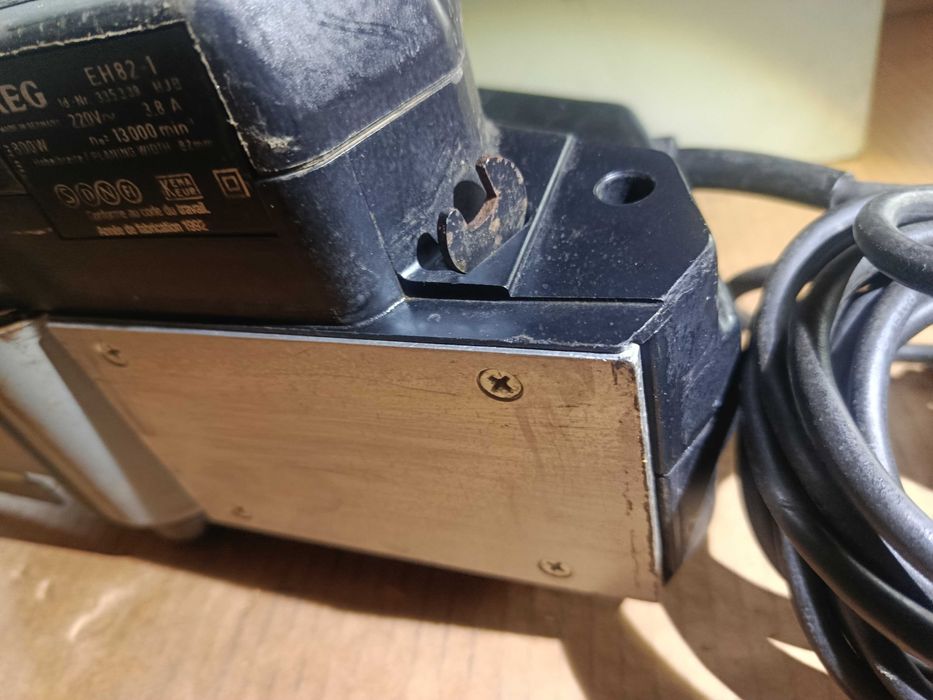 Rindea electrica AEG EH 82-1 800W 3.8A 13000rpm fabricata in Germania