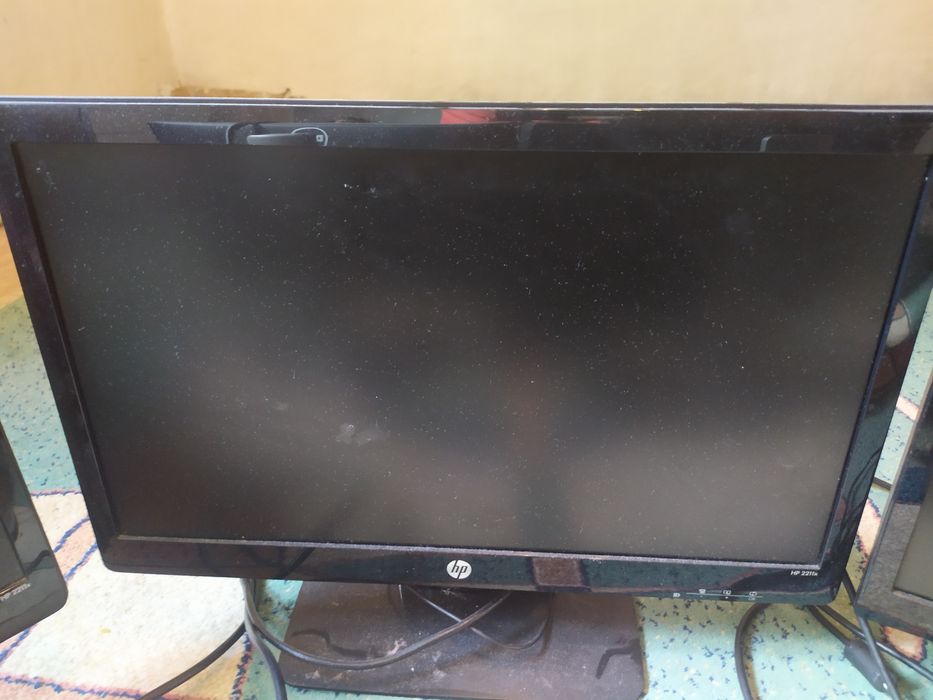 Мониторы HP в идеальном состоянии