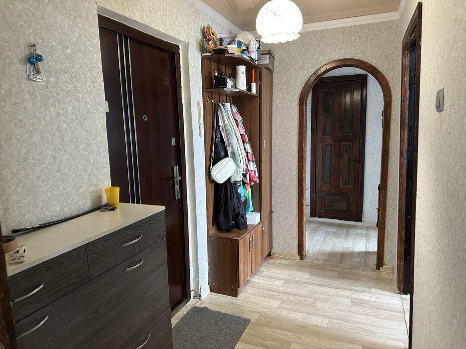 Продается 2 комнатная квартира по пр. Металлургов