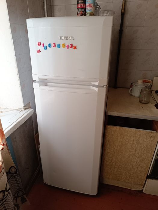 Продам холодильник BEKO