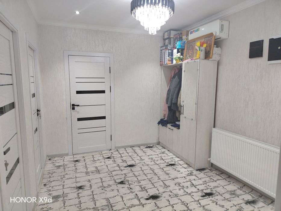 Срочно 3 хонали квартира сотилади!!!