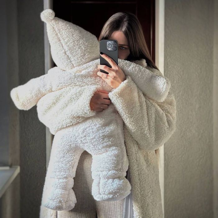 Зимний детский комбинезон с шапкой