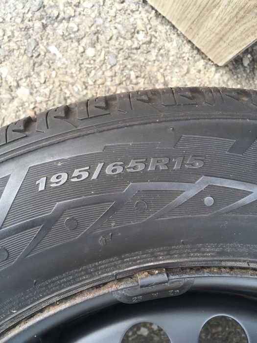 Roți de oțel cu anvelope 195 65 R15 M+S 5x112 Vw Seat Audi Skoda