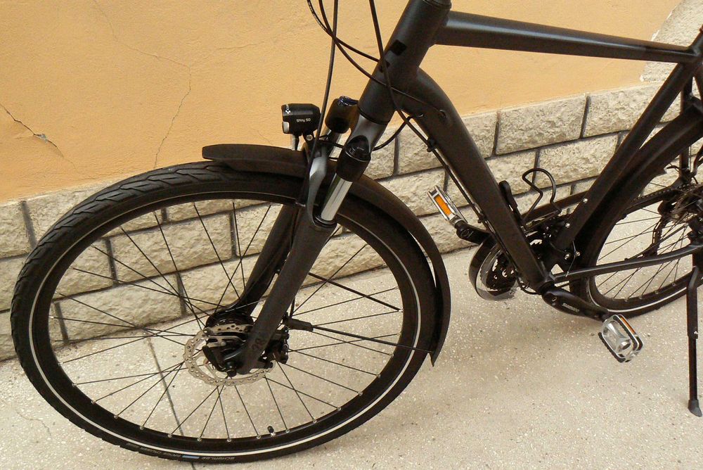 Bicicleta trekking Cube 28