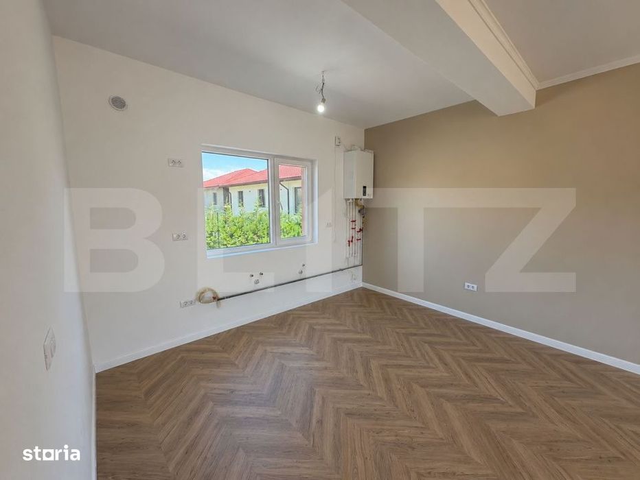 Apartament 3 camere, 2 bai, curte proprie, zona Panduri