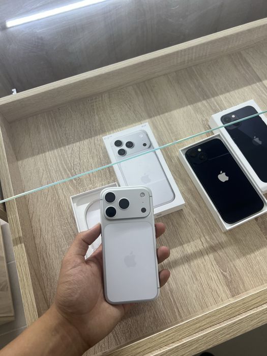 iPhone 17 Pro 256 GB 100% E-sim