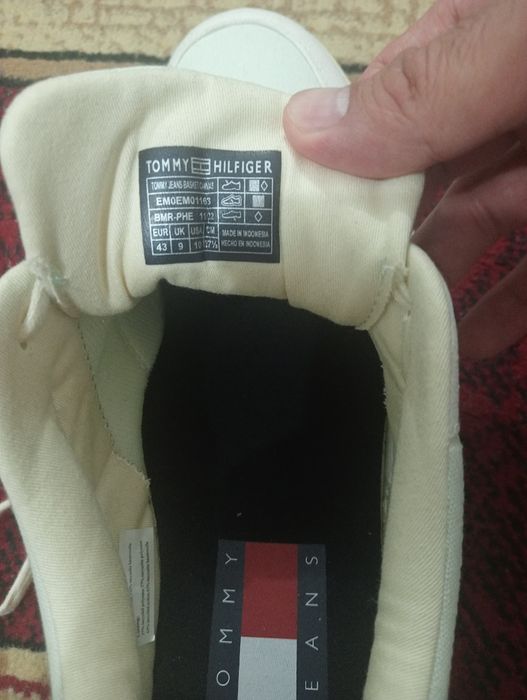 Кроссовки Tommy Hilfiger