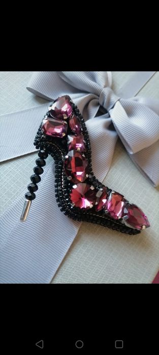 Broșa dama handmade