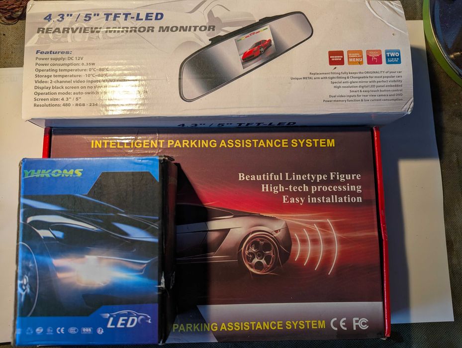 Kit auto format din sistem de parcare, camera de marsarier, becuri LED
