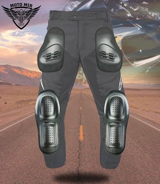 В наличии имеется новый раздельный мотокомбинезон DAINESE