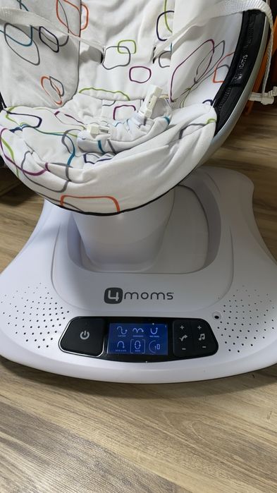 Електрическа бебешка люлка 4moms mamaRoo 4.0 - с кашон