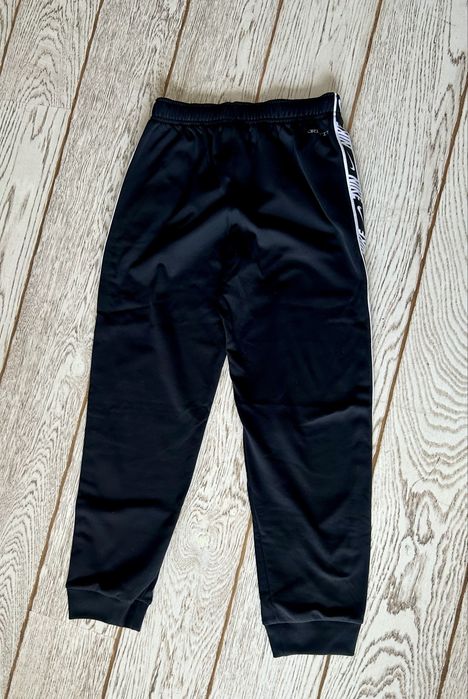 Оригинално долнище Nike