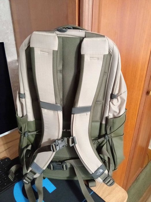 The North Face Borealis 28L — новый, с бирками