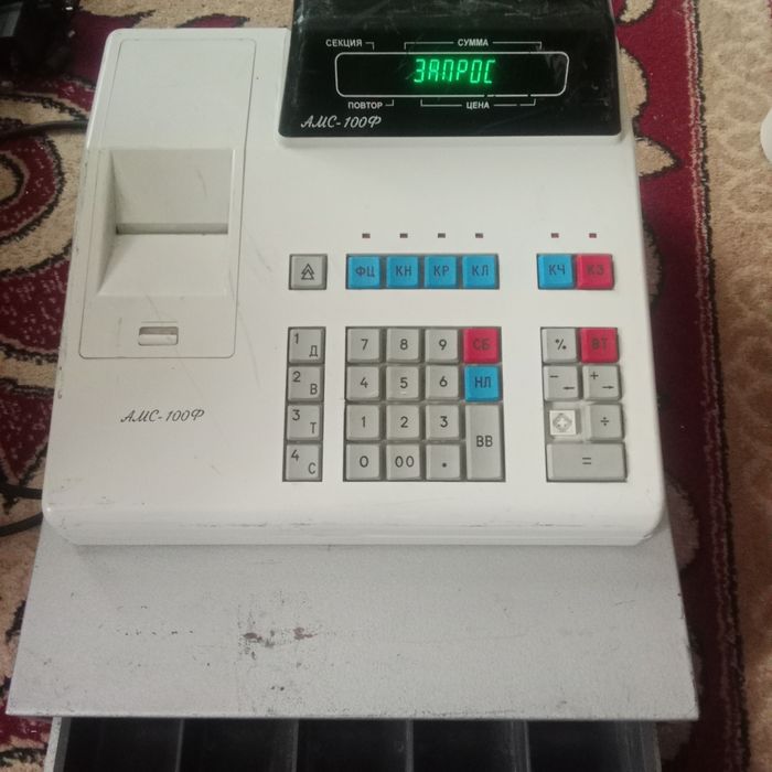 Кассовые аппараты АМС-100.