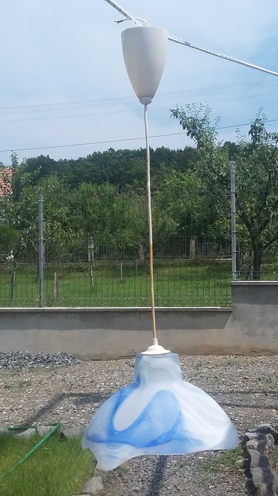 1. Lustra pendul, sticla Murano. 2. Plafoniera rotunda, sticlă Murano
