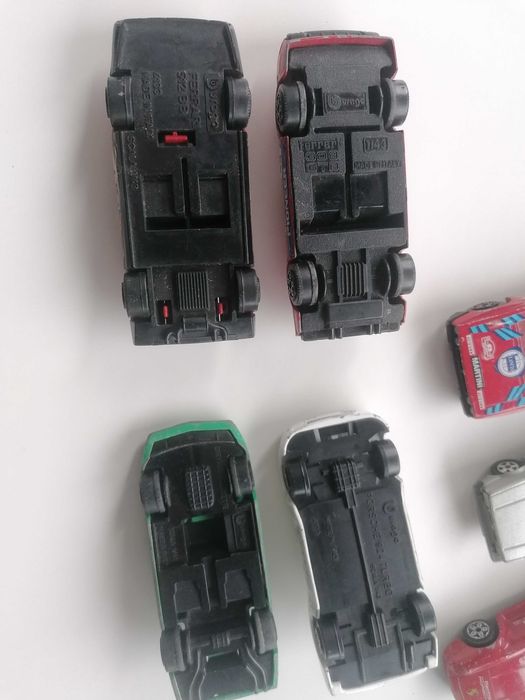 Machete Burago 1/43 vechi