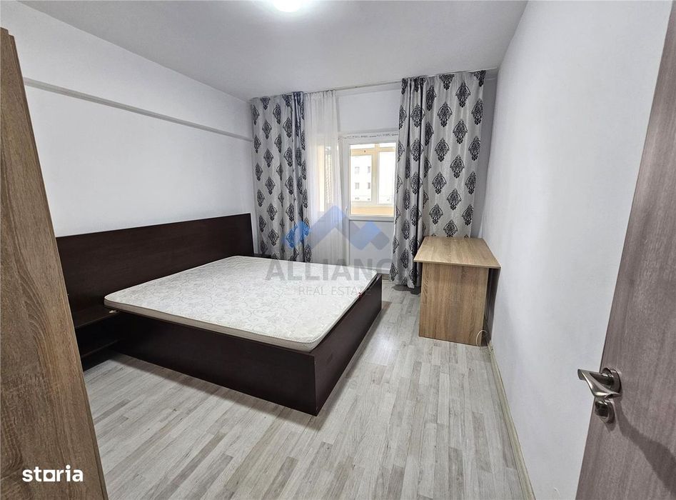 Apartament spatios, mobilat si utilat, la bulevard