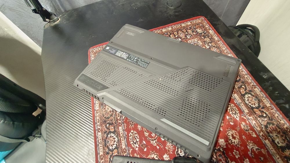 Продаю ноутбук asus