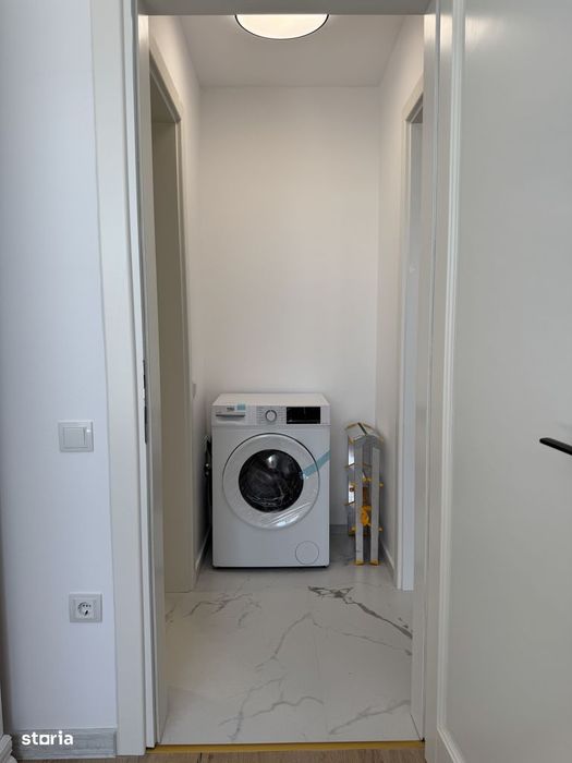 Inchiriez apartament nou, parcare inclusa
