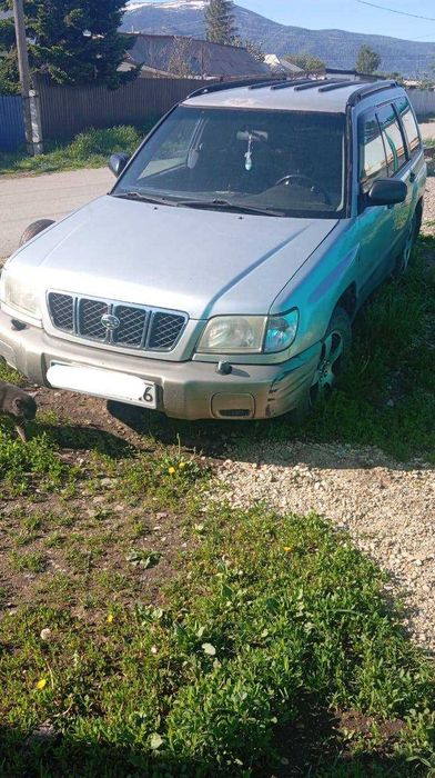 Продам машину subaru