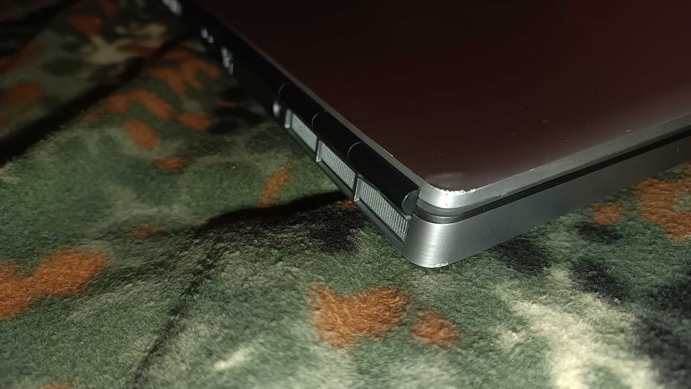 Dell Precision 7750 i7-10750h, Quadro rtx4000 8gb, 4G wwan