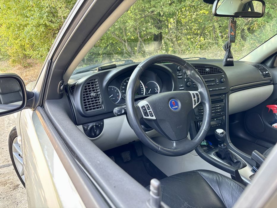Saab 9-3 Sedan 2005