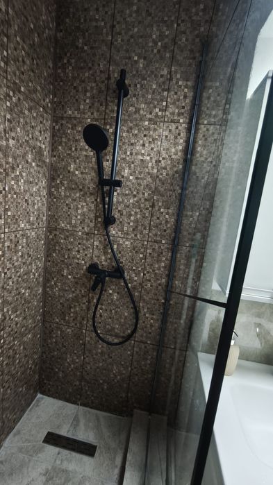 De închiriat - Apartament 3 camere